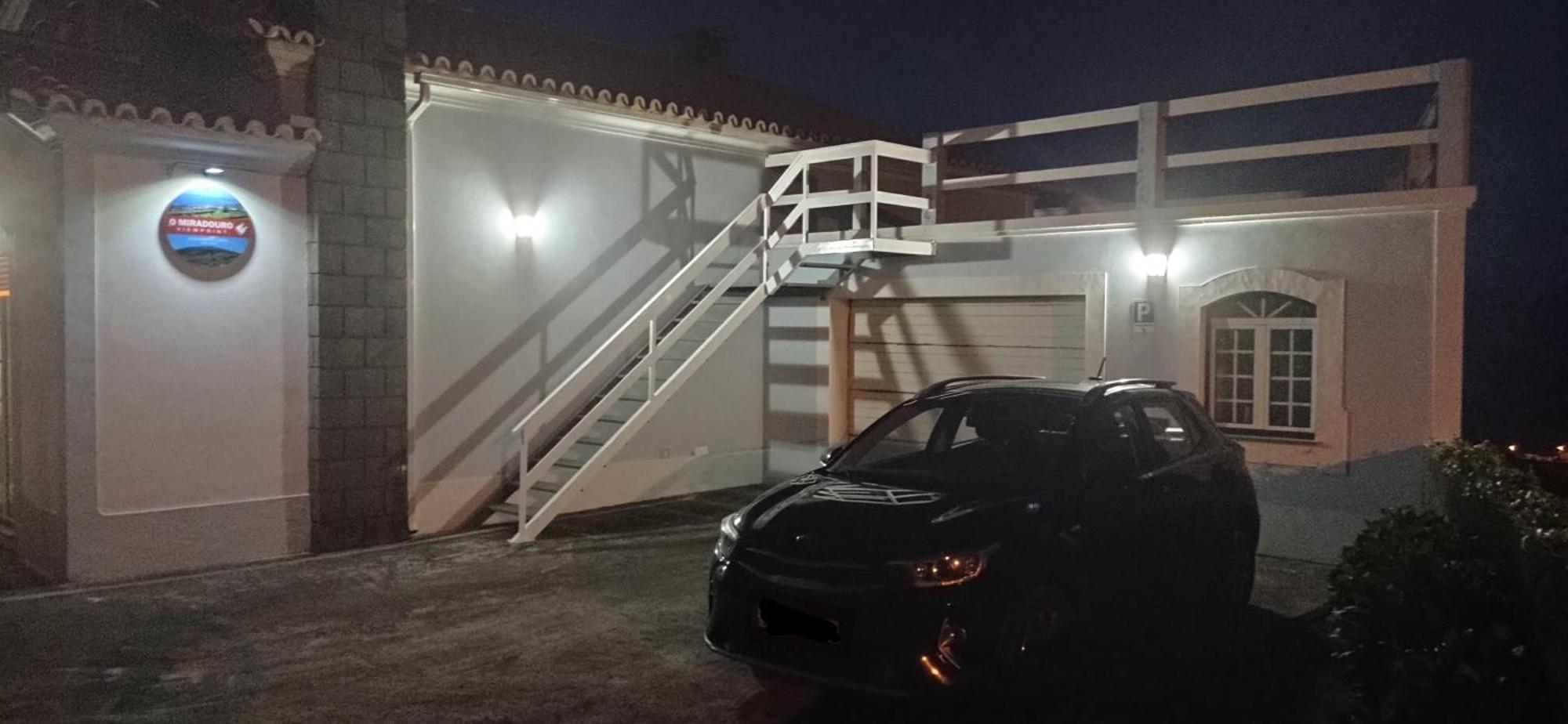 Apartamento O Miradouro Angra do Heroísmo Exterior foto